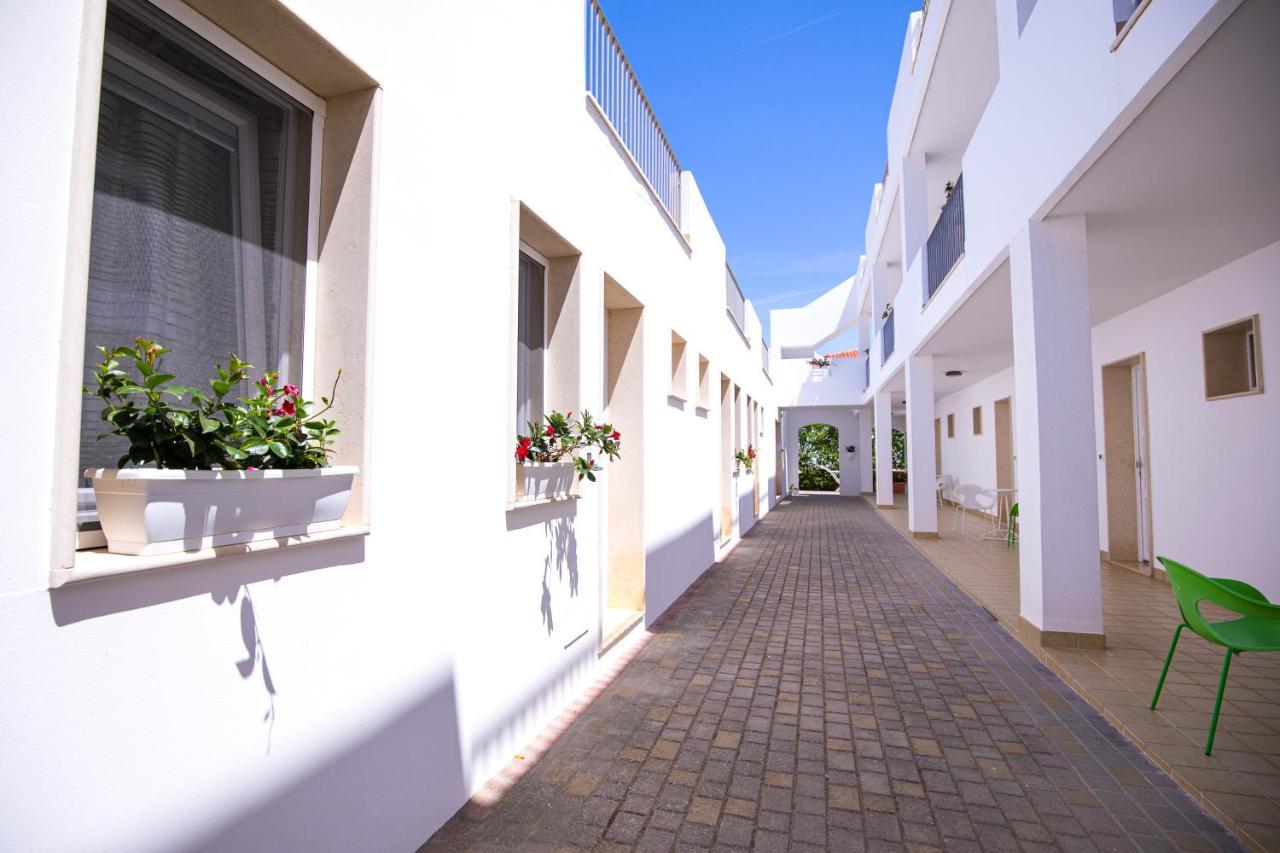 Donnosanto Aparthotel Torre Santa Sabina