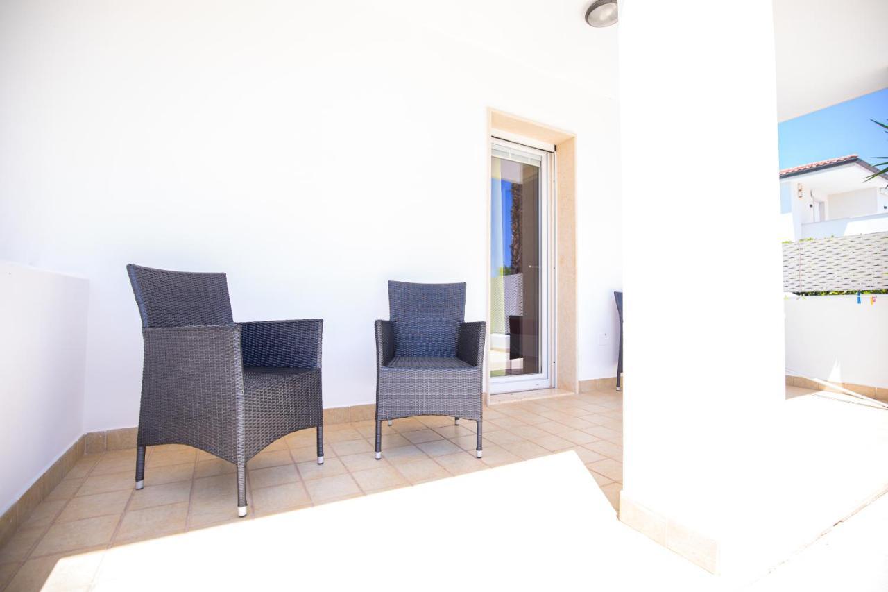 Donnosanto Aparthotel 3*