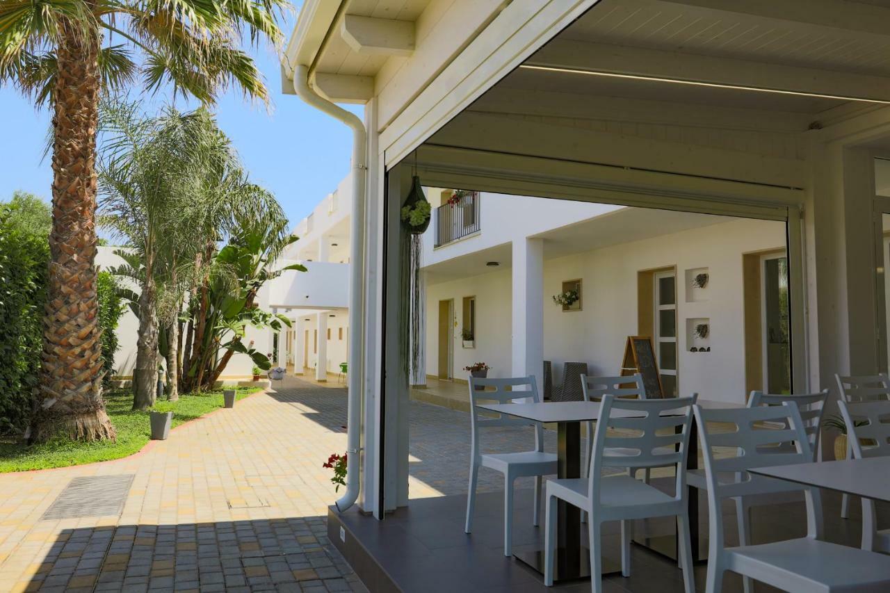 Donnosanto Aparthotel 3*